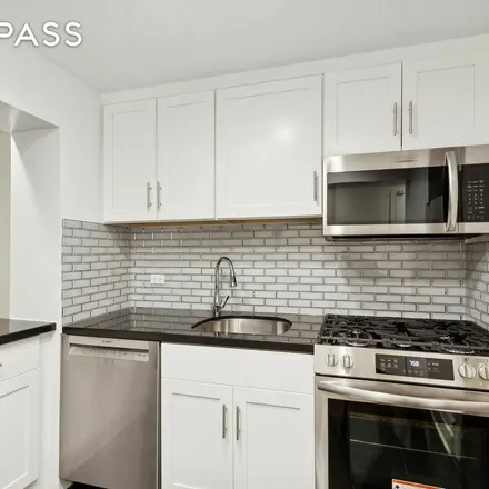Image 2 - 128 East 65th Street, New York, NY 10065, USA - Townhouse for rent