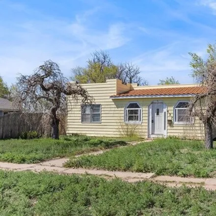 Buy this 2 bed house on 421 North Starkweather Street in Pampa, TX 79065