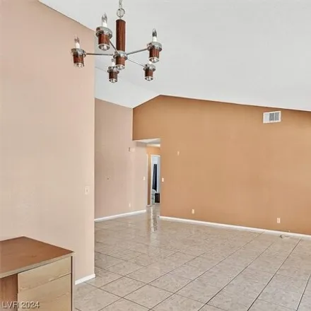Image 5 - 4430 Cranbrook Way, Spring Valley, NV 89103, USA - House for sale