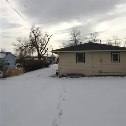 Image 4 - 719 1st Street South, Hardin, MT 59034, USA - House for sale