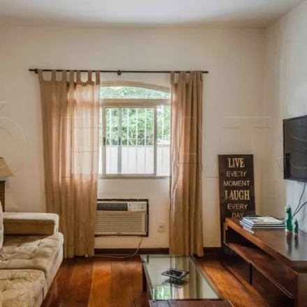 Rent this 2 bed apartment on Edificio Nossa Senhora de Lourdes in Alameda Jaú 122, Jardim Paulista