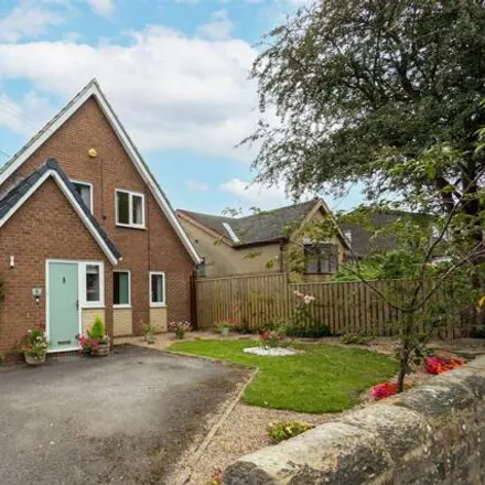 Buy this 3 bed house on 6 Long Thorpe Lane in Lofthouse, WF3 3PU