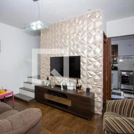 Rent this 2 bed house on Rua Guilherme Santo André in Galo Branco, São Gonçalo - RJ