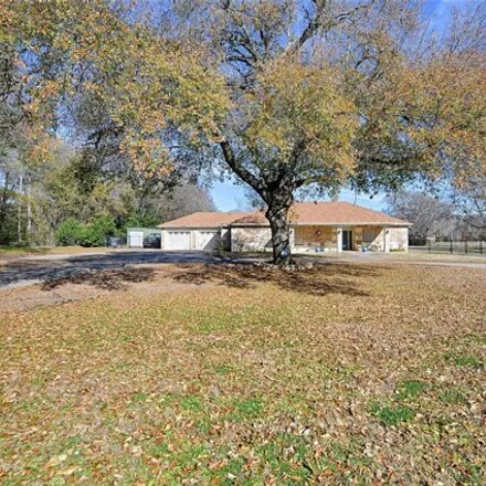Image 2 - 205 West Oak Street, Eustace, Henderson County, TX 75124, USA - House for sale