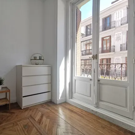 Image 5 - Madrid, Calle Preciados, 42, 28013 Madrid - Room for rent