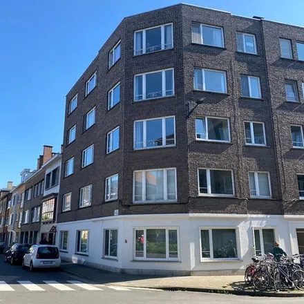 Rent this 3 bed apartment on Sportstraat 69-87 in 9000 Ghent, Belgium