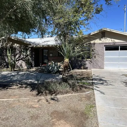 Rent this 3 bed house on 672 East Solana Drive in Tempe, AZ 85281