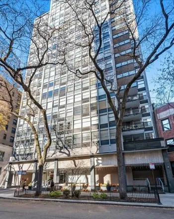 Buy this 1 bed condo on 30 East Elm Street in Chicago, IL 60611