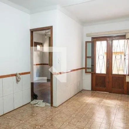 Rent this 4 bed house on Colégio Castelo do Saber in Rua Estado de Israel 7, Icaraí