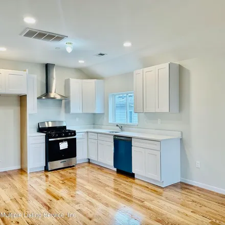 Rent this 6 bed apartment on 145 Vedder Avenue in New York, NY 10302