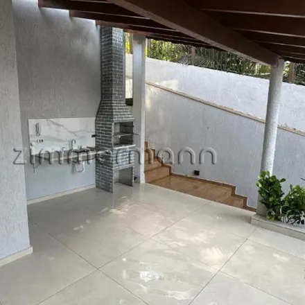 Buy this 3 bed house on Rua dos Ingleses 309 in Morro dos Ingleses, São Paulo - SP