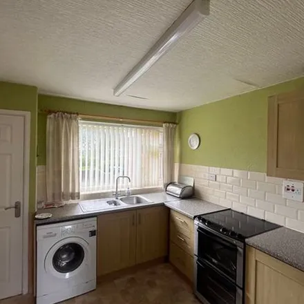 Rent this 3 bed townhouse on Darlington Crescent in Saughall, CH1 6DG