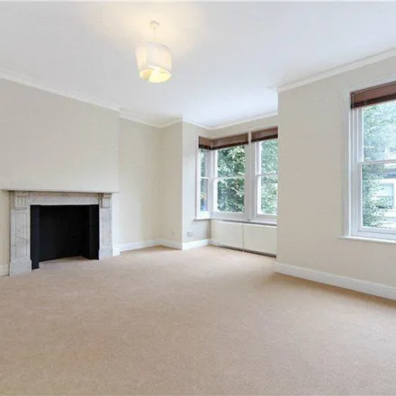 Rent this 4 bed apartment on Upham Park Road in London, W4 1SH