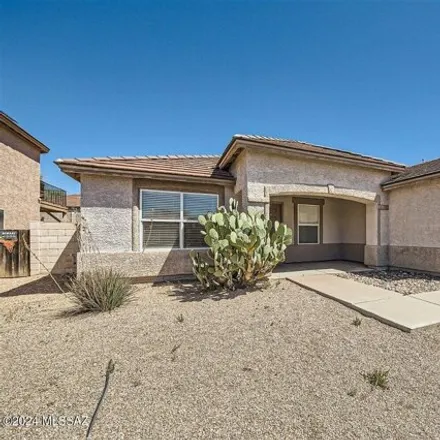 Image 2 - 8441 East Via Cortina de Madera, Tucson, AZ 85747, USA - House for sale