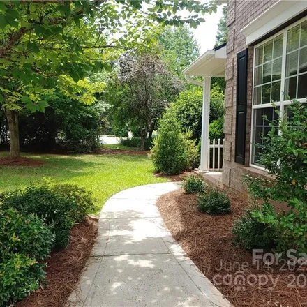Image 3 - 157 Fox Hollow Road, Mooresville, NC 28117, USA - House for sale