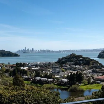 Image 2 - 59 Corinthian Court, Hill Haven, Tiburon, CA 94920, USA - Condo for sale