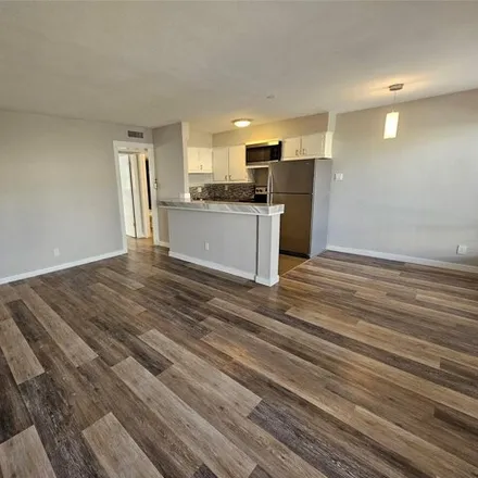 Image 4 - 4301 Westside Drive, Highland Park, Dallas County, TX 75209, USA - Condo for rent