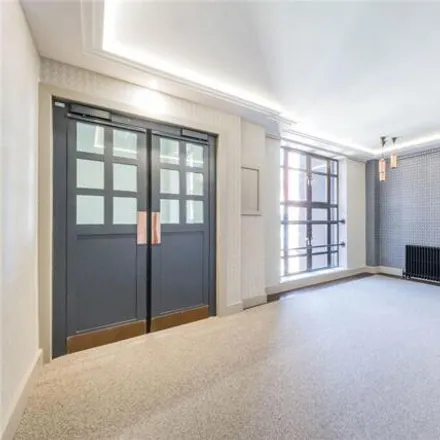 Image 6 - Grafton Way Building, 1 Grafton Way, London, WC1E 6DX, United Kingdom - Loft for sale