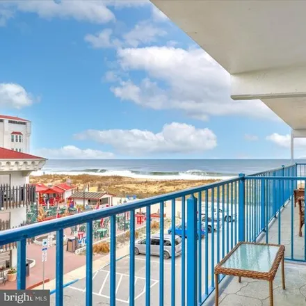 Image 9 - Castle in the Sand Hotel, 3701 37th Street, Ocean City, MD 21842, USA - Condo for sale