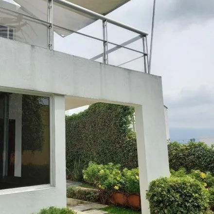 Rent this 2 bed house on Loma Bonita Poniente in Lomas de Tzompantle, 62130 Cuernavaca