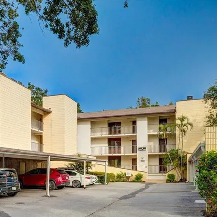 Buy this 2 bed condo on 2754 Orchid Oaks Drive in Southgate, Sarasota County