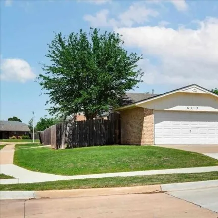 Buy this 3 bed house on 977 Southwest 66th Street in Lawton, OK 73505