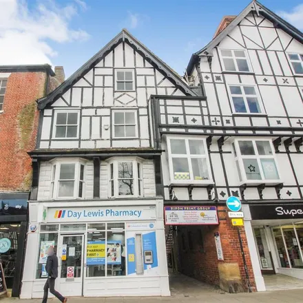 Rent this studio house on Specsavers in Market Place West, Ripon