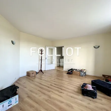 Rent this 3 bed apartment on 17 Rue Général Bradley in 50490 Saint-Sauveur-Villages, France