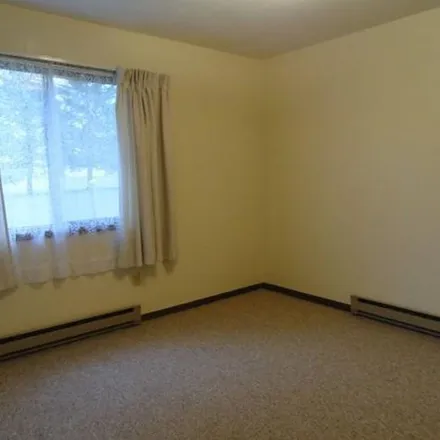 Image 6 - 465 East Soo Street, Parkers Prairie, Otter Tail County, MN 56361, USA - Apartment for rent