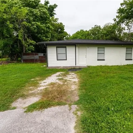 Rent this 3 bed house on 6642 Washington Street in Hitchcock, TX 77563