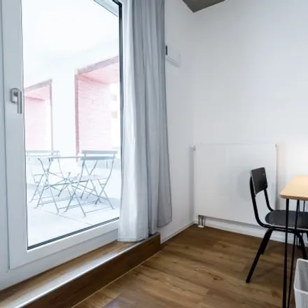 Rent this 4 bed room on Gref-Völsing-Straße 23 in 60314 Frankfurt, Germany