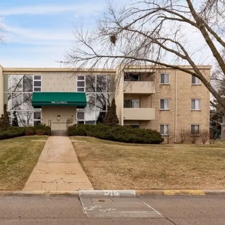 Image 4 - Valley View Rd, West 70th Street, Edina, MN 55435, USA - Condo for sale