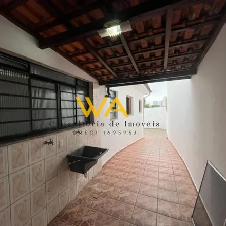 Rent this 3 bed house on Rua Emílio Zapile in Socorro, Mogi das Cruzes - SP