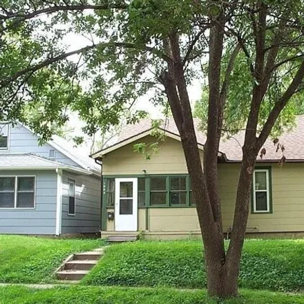 Buy this 4 bed house on 579 West 27th Street in Sioux Falls, SD 57105