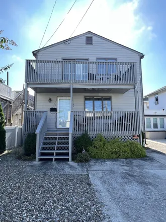 Rent this 3 bed house on Downbeach Liquors in 7950 Ventnor Avenue, Margate City