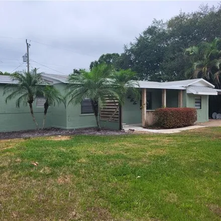 Rent this 3 bed house on 1259 5th Street in Poinciana Park, Indian River County