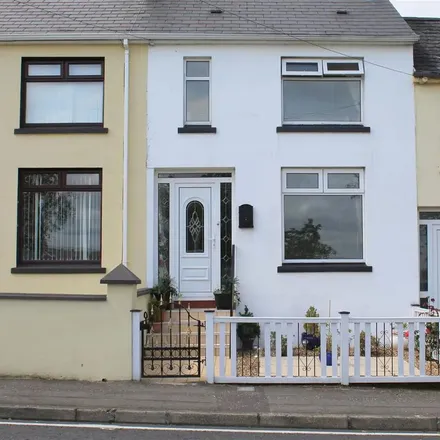 Rent this 2 bed apartment on Demesne Avenue in Derry/Londonderry, BT48 9QD