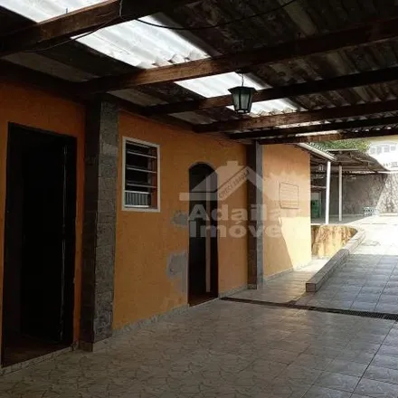 Rent this 3 bed house on Rua Santo Antônio de Pádua in Casa Grande, Diadema - SP