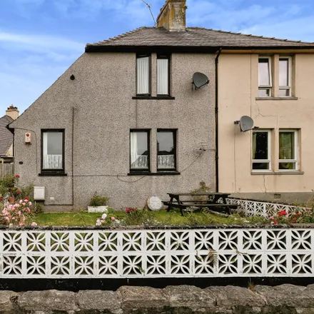 Buy this 3 bed duplex on South Grampian Circle