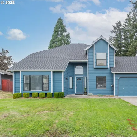 Buy this 4 bed house on 6975 Monticello Court in Gladstone, OR 97027