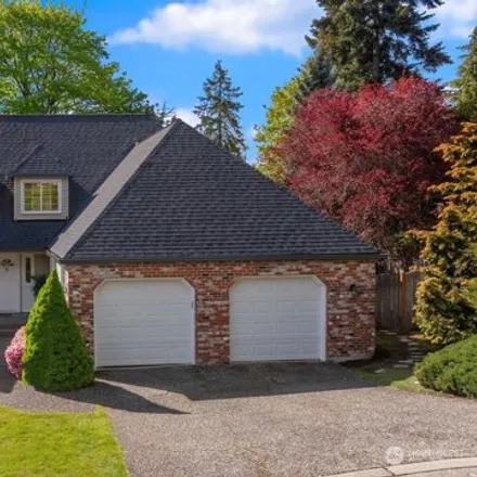 Buy this 4 bed house on 5961 143rd Place Southeast in Hilltop, Bellevue