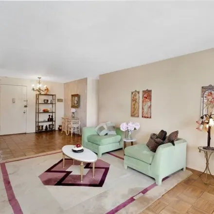 Image 7 - Cross Island Parkway, New York, NY 11359, USA - Apartment for sale