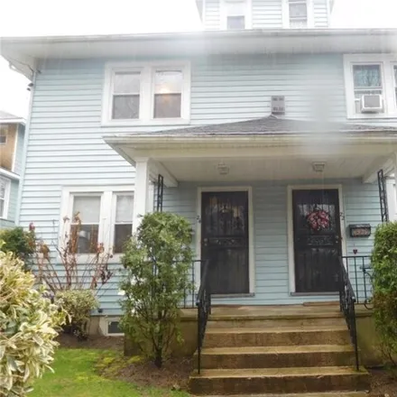 Rent this 3 bed townhouse on 28 South High Street in Village of Tuckahoe, NY 10707