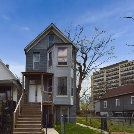 Buy this 8 bed house on 6121 South Sangamon Street in Chicago, IL 60621