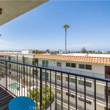 Rent this 2 bed apartment on 1738 Ardmore Avenue in Hermosa Beach, CA 90254