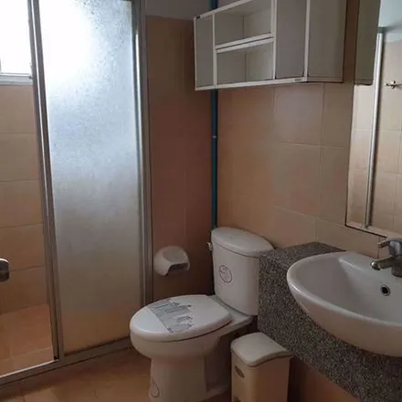 Rent this 2 bed apartment on unnamed road in Huai Khwang District, Bangkok 10310