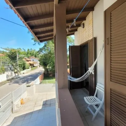 Rent this 3 bed house on Estação de Tratamento de Esgoto in Servidão José Marcolino Soares, Cachoeira do Bom Jesus