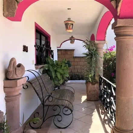 Buy this 5 bed house on Real del Picacho in Vista Real, 76904