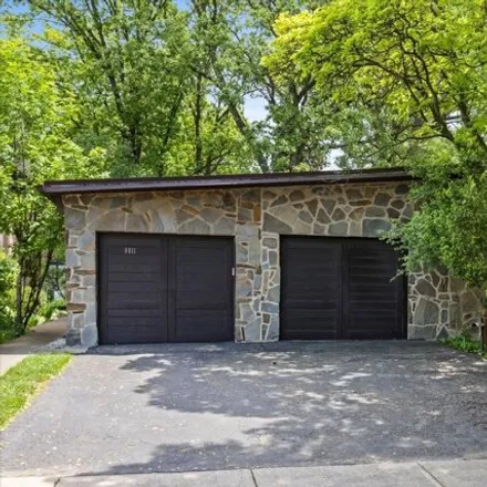 Buy this 3 bed house on 4284 Grove Street in Skokie, IL 60076