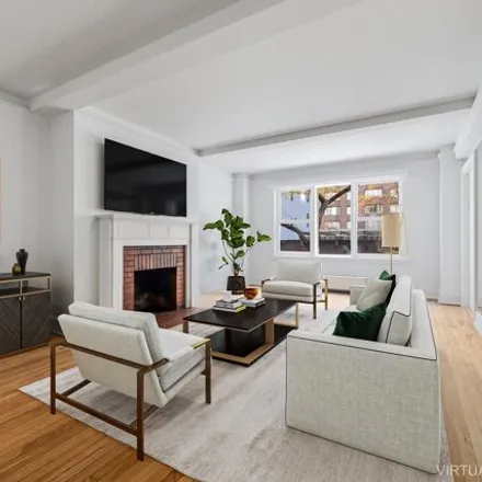 Buy this studio apartment on 424 East 52nd Street in New York, NY 10022